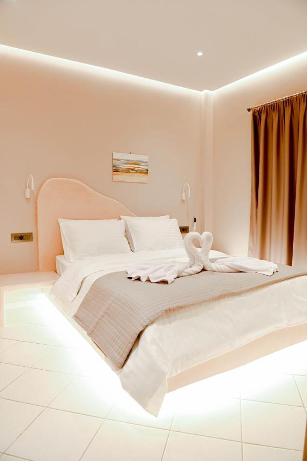 The Rock Luxury Homes Месария Екстериор снимка
