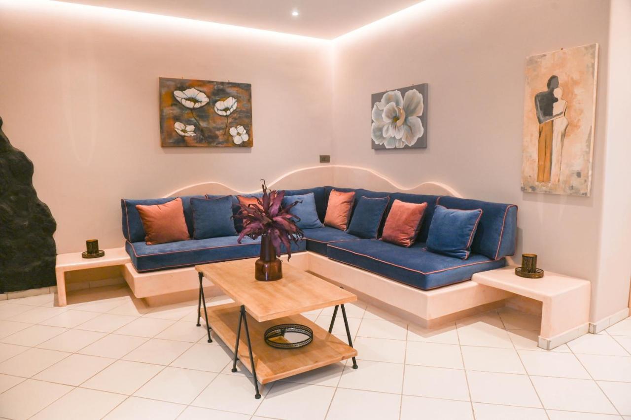 The Rock Luxury Homes Месария Екстериор снимка