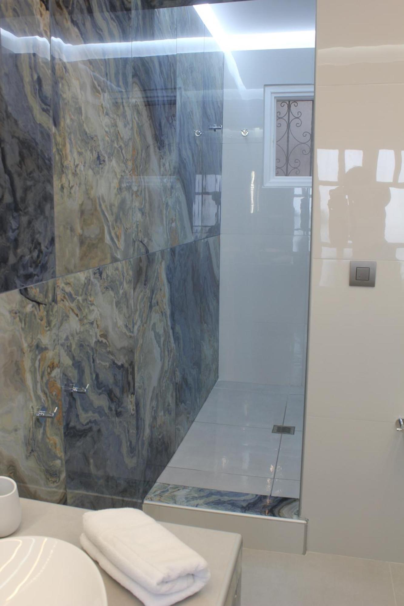 The Rock Luxury Homes Месария Екстериор снимка