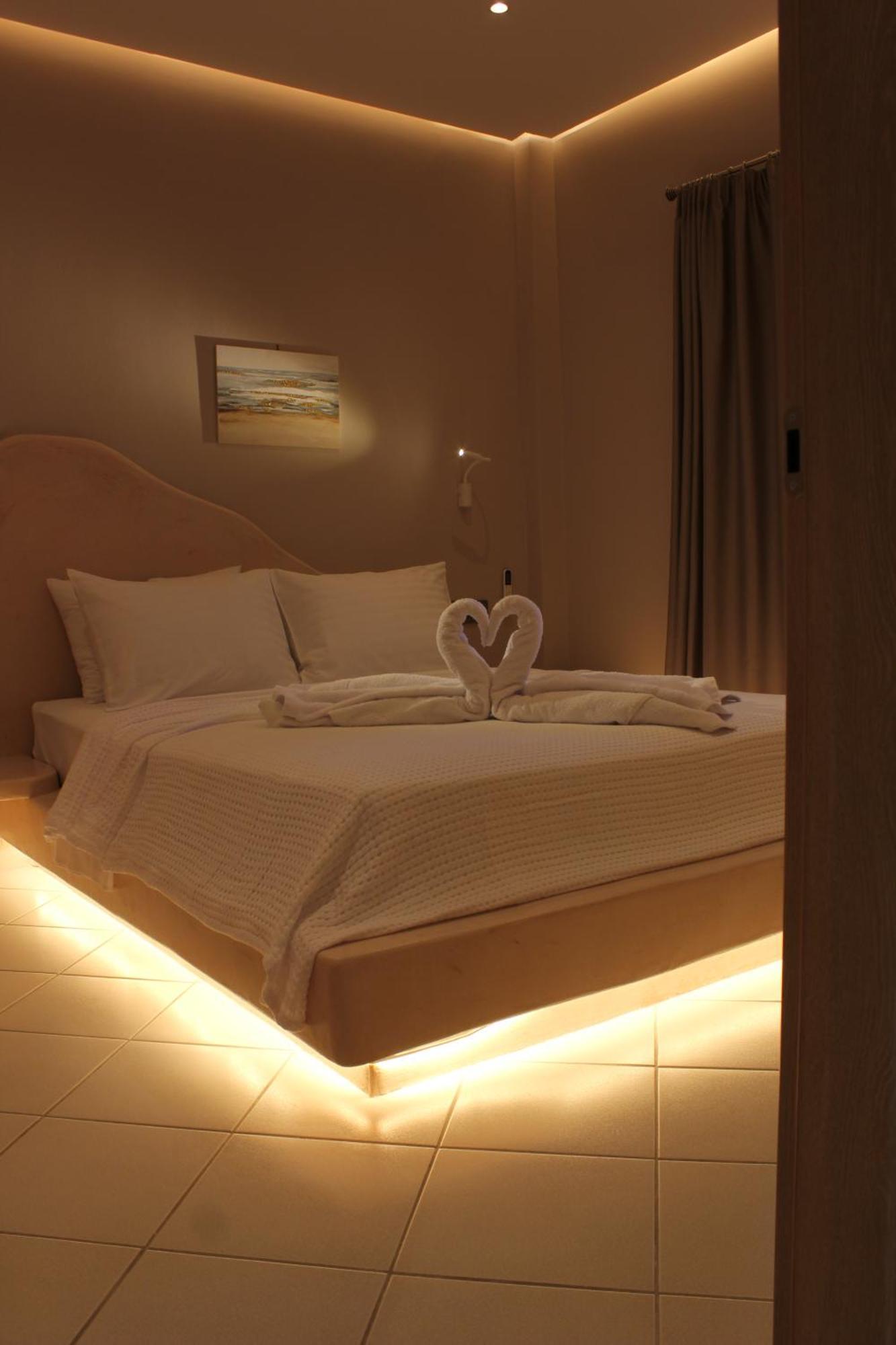 The Rock Luxury Homes Месария Екстериор снимка